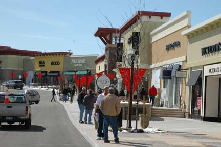 Grand opening shoppers stroll The Summit